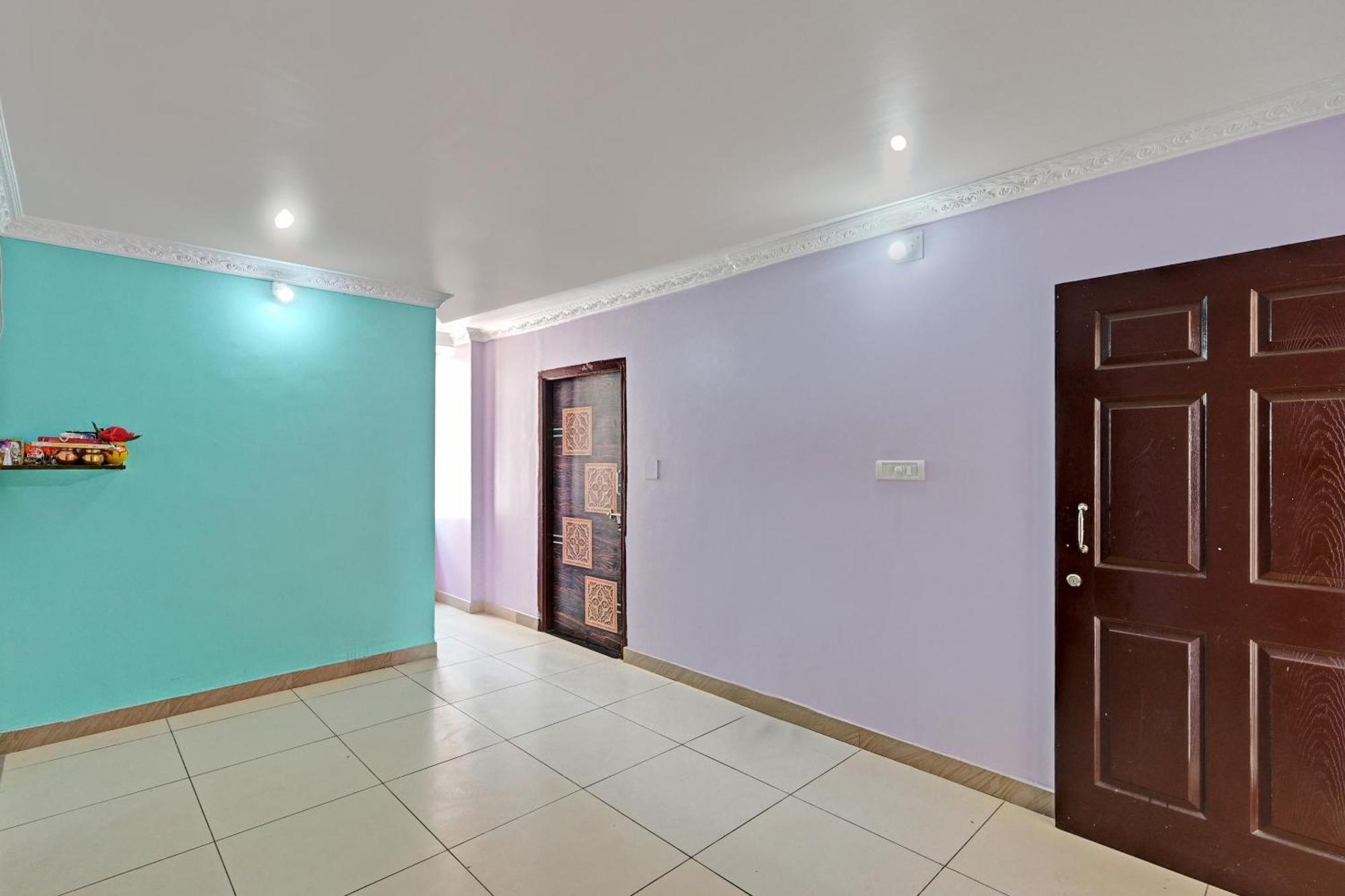 Hotel O Hi5 Days Inn Premium Bhuvanesvar Szoba fotó